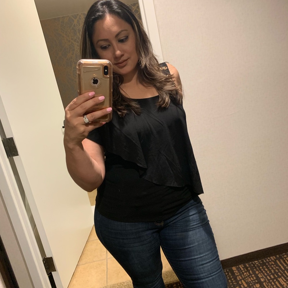 Meet Me!!!! CECY’SBOUTIQUE❤️😘